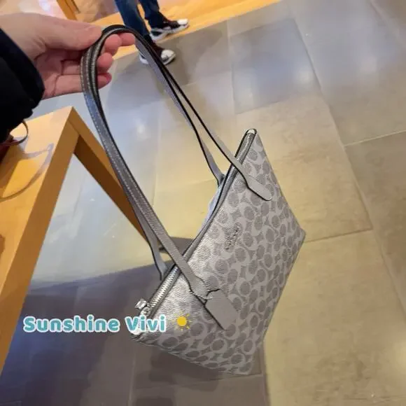 NWT COACH Fiona Zip Tote Bag In Signature Canvas CW396, Gray/Silver - Picture 4 of 8